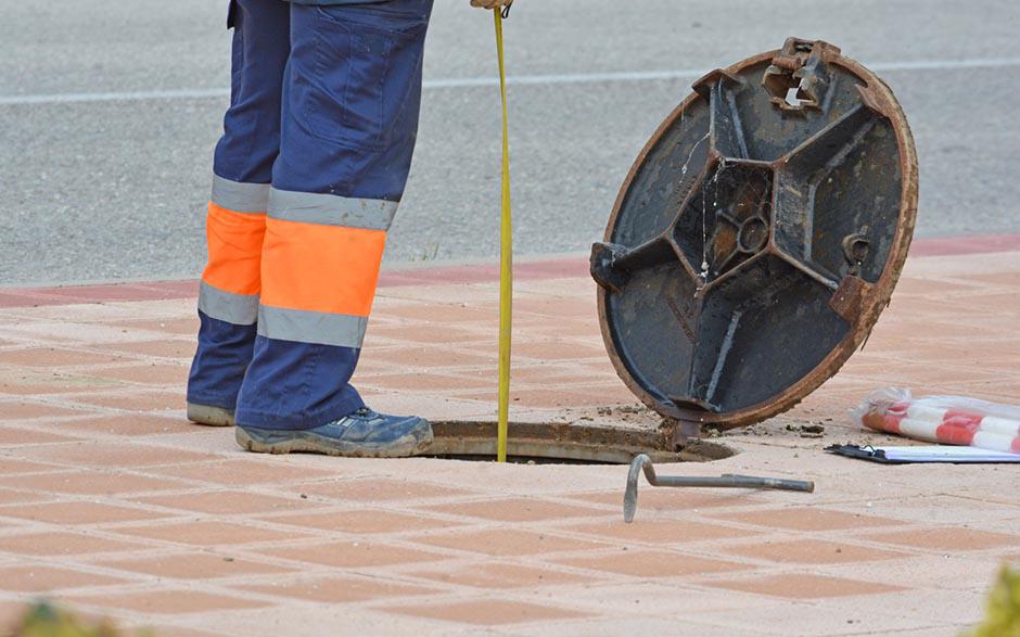 déboucher une canalisation wc Le Thillay