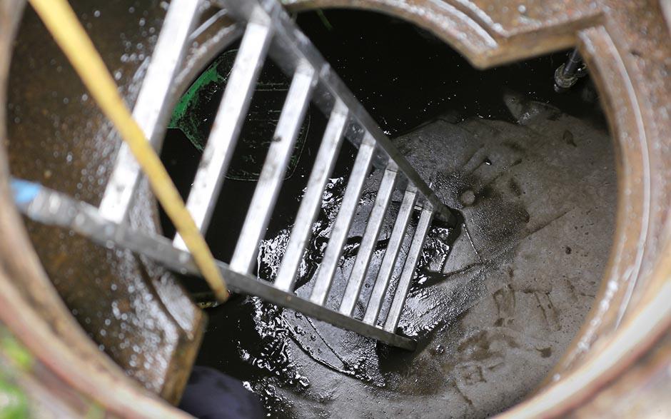déboucher canalisation egout Louvres